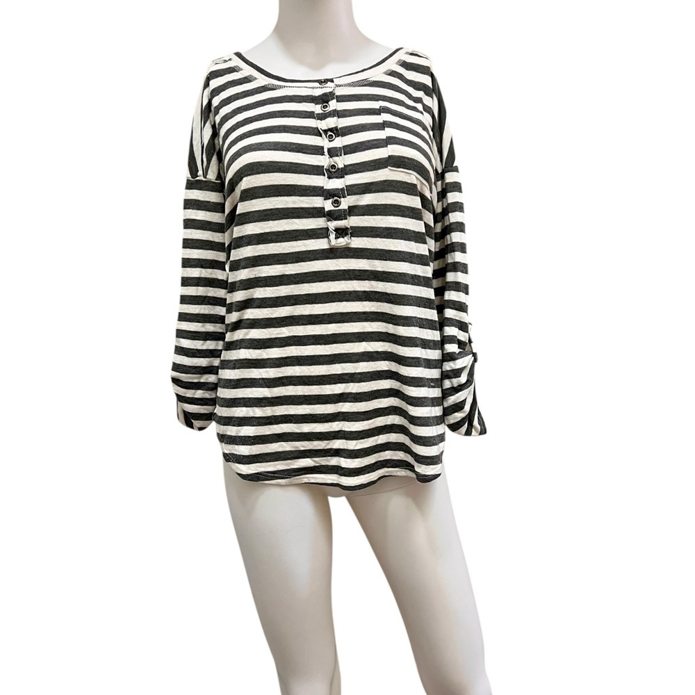 Splendid women’s Black and Gray Striped Long Sleeved Shirt Size S.